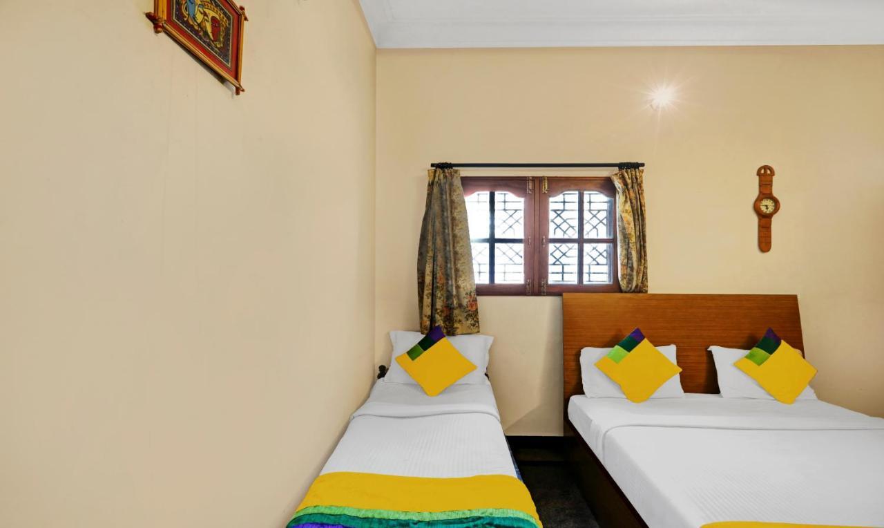 Treebo Trip Anurag Inn Mysore Exterior foto